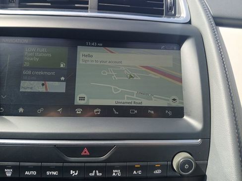 Used 2020 Jaguar E-PACE SE image 26