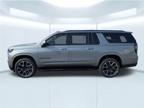 New 2026 Chevrolet Suburban RST w/ Comfort Package image 2