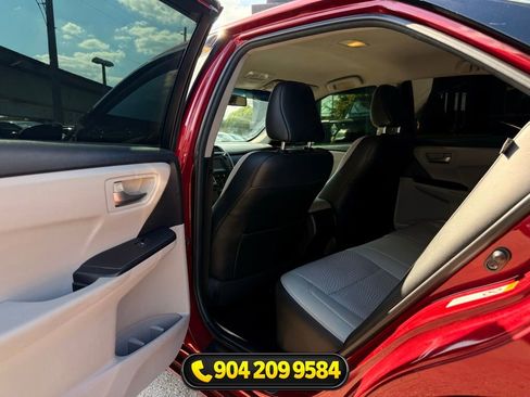 Used 2017 Toyota Camry SE FWD image 25