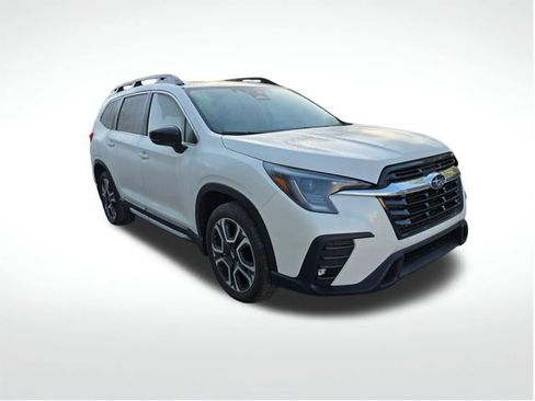Used 2024 Subaru Ascent Limited w/ Technology Package image 2