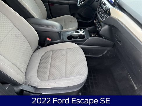 Certified 2022 Ford Escape SE w/ Convenience Package image 12