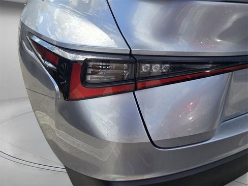 Used 2022 Lexus IS 300 300 image 7