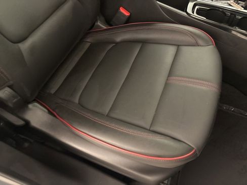 Used 2025 Chevrolet TrailBlazer RS image 27