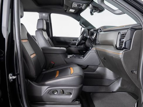 Used 2024 GMC Sierra 3500 AT4 w/ AT4 Premium Plus Package image 26