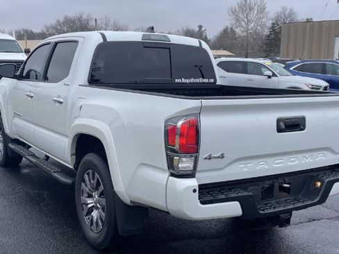 Used 2023 Toyota Tacoma Limited image 4