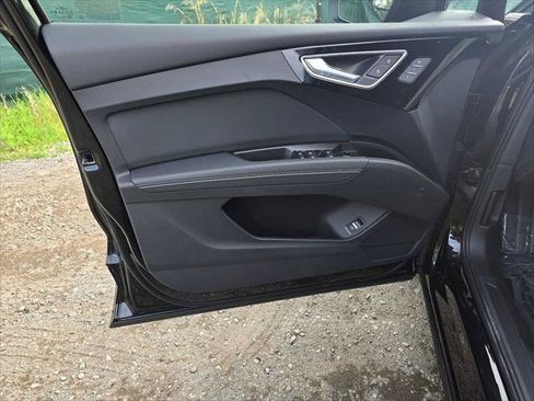 New 2026 Audi Q4 e-tron Premium Plus image 24