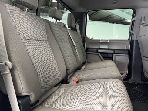 Used 2018 Ford F150 XLT w/ Equipment Group 302A Luxury image 31