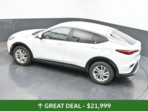 Used 2025 Buick Envista Preferred image 41