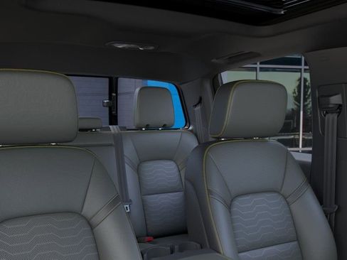 New 2026 Chevrolet Colorado ZR2 w/ Technology Package image 25