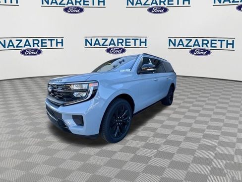 New 2025 Ford Expedition Max Platinum w/ Stealth Appearance Package image 4
