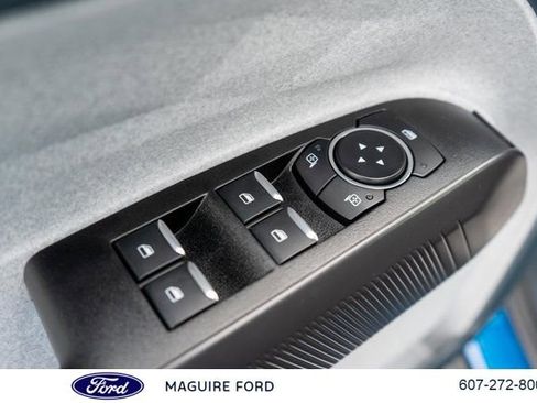 New 2025 Ford Maverick XLT w/ XLT Luxury Package image 10