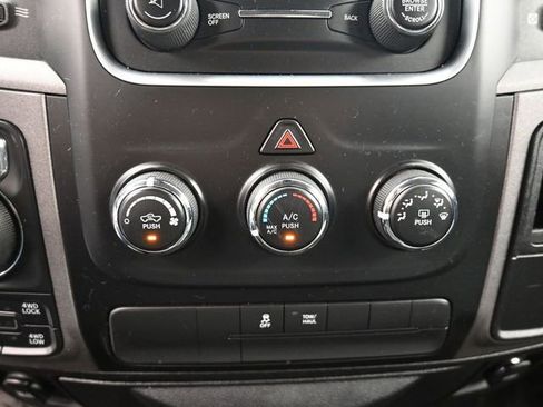 Used 2017 RAM 1500 Express w/ Express Value Package image 26