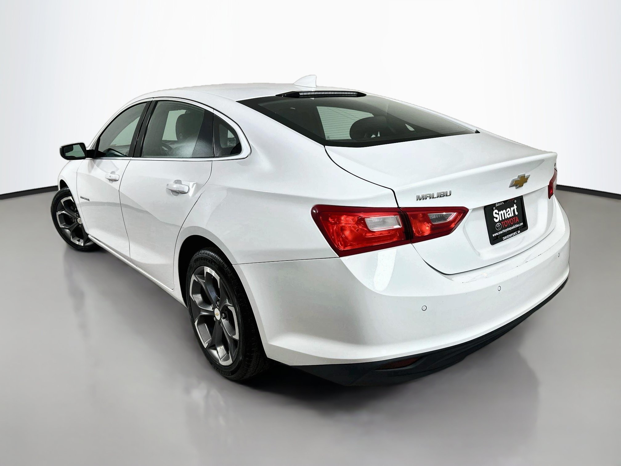 Used 2024 Chevrolet Malibu LT FWD image 5
