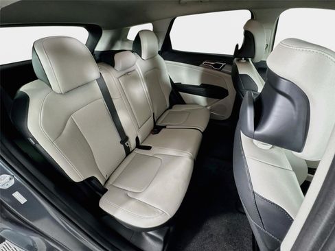 Certified 2024 Kia Sportage EX FWD image 27