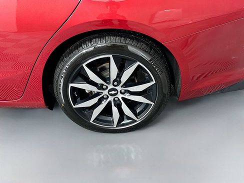 Used 2016 Chevrolet Malibu LT image 28