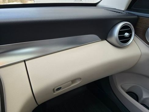 Used 2021 Mercedes-Benz C 300 4MATIC Sedan image 44