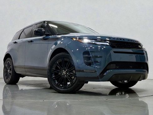 Used 2025 Land Rover Range Rover Evoque S image 4
