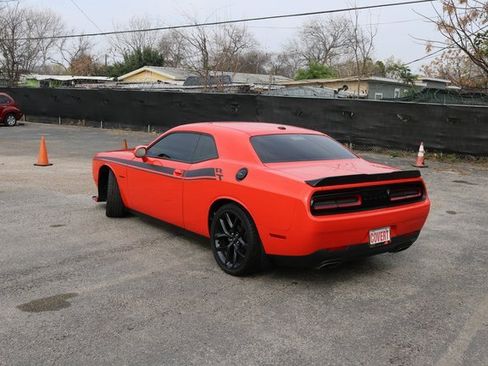 Used 2021 Dodge Challenger R/T w/ Blacktop Package image 3
