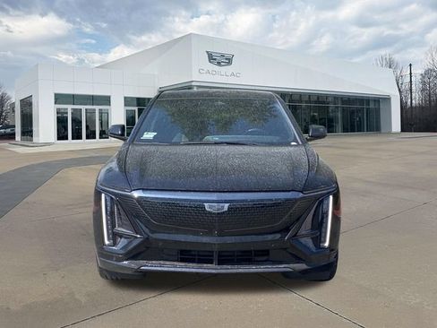 Used 2024 Cadillac Lyriq Sport RWD image 12