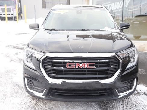 Used 2022 GMC Terrain SLE w/ Driver Convenience Package image 10