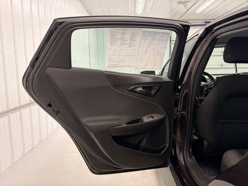 Used 2020 Chevrolet Malibu LT FWD image 12