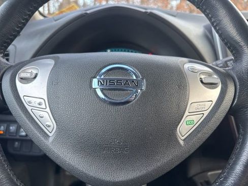 Used 2015 Nissan Leaf S w/ Charge Package image 2