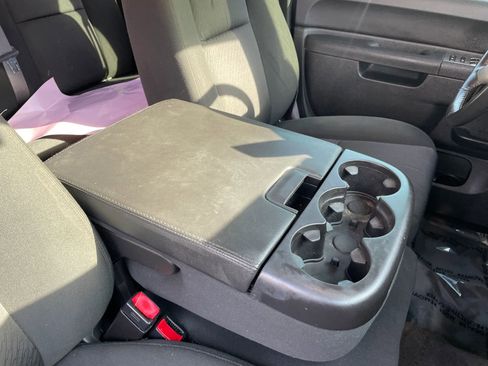 Used 2013 GMC Sierra 2500 SLE w/ SLE Preferred Package image 41