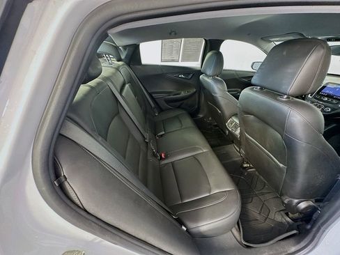 Used 2019 Chevrolet Malibu LT w/ Leather Package FWD image 25