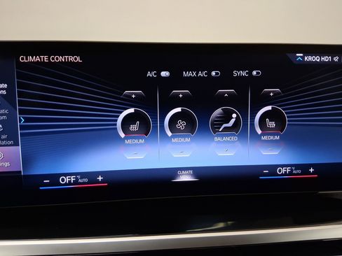 Certified 2023 BMW i4 eDrive35 w/ Premium Package image 28