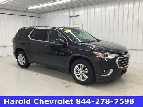 Used 2019 Chevrolet Traverse LT image 1
