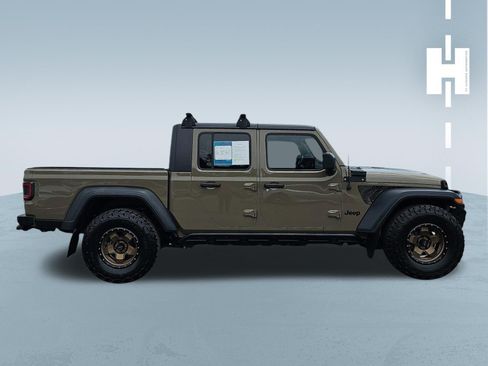 Used 2020 Jeep Gladiator Sport w/ Quick Order Package 24S AWD/4WD image 3
