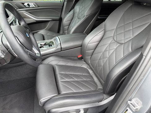 Used 2024 BMW X5 sDrive40i w/ Premium Package RWD image 17