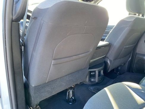 Used 2024 RAM 3500 Big Horn image 31