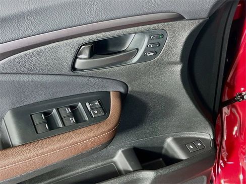 Used 2024 Honda Passport EX-L image 11