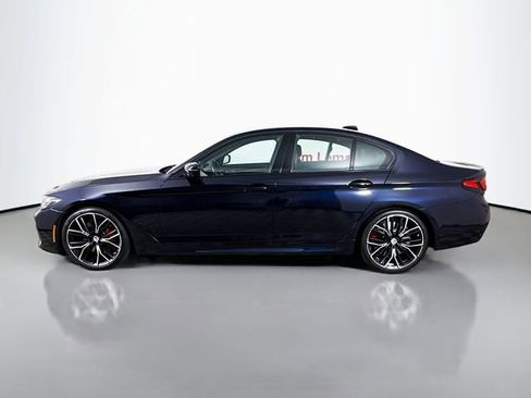 Used 2023 BMW M550i xDrive w/ Executive Package image 4