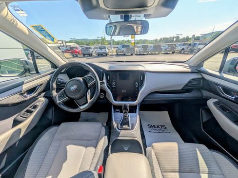 Used 2025 Subaru Outback Limited AWD/4WD image 8