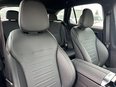 New 2026 Mercedes-Benz GLC 300 4MATIC image 16