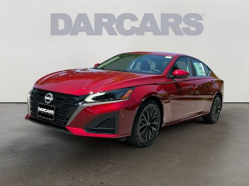 Used 2026 Nissan Altima 2.5 SV w/ SV Special Edition Package FWD image 3