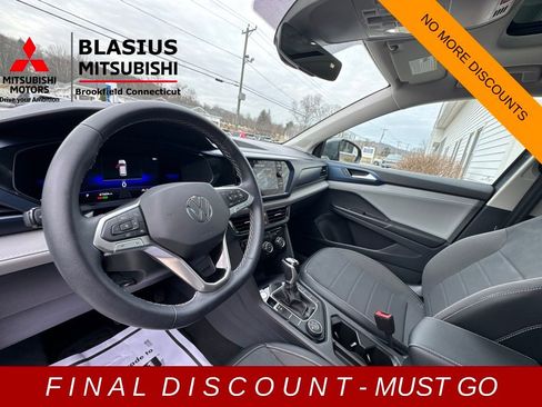 Used 2023 Volkswagen Taos SE image 13