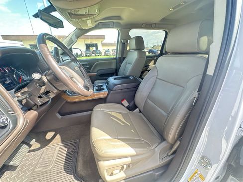 Certified 2018 Chevrolet Silverado 1500 LTZ w/ Sport Package AWD/4WD image 19