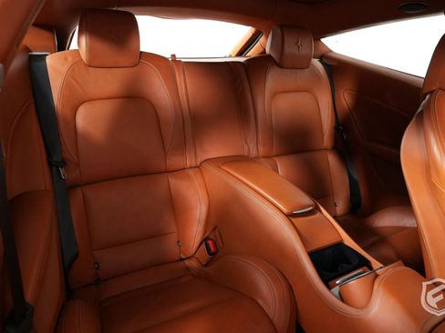 Used 2012 Ferrari FF image 37