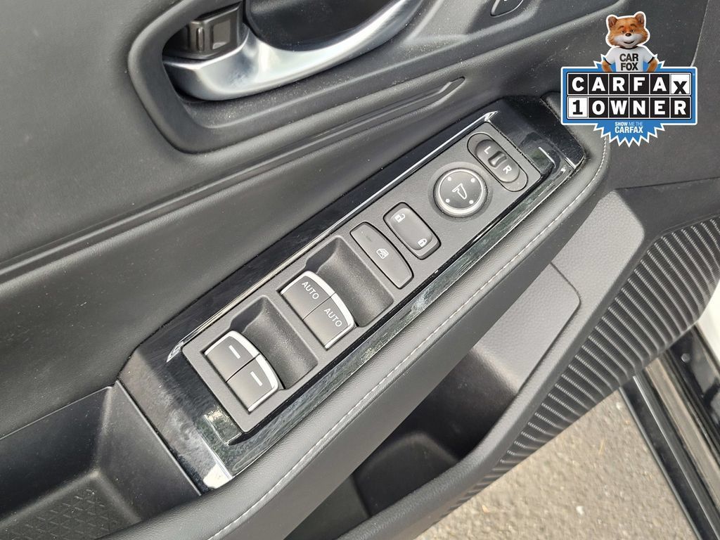 Used 2025 Honda Accord Touring image 16