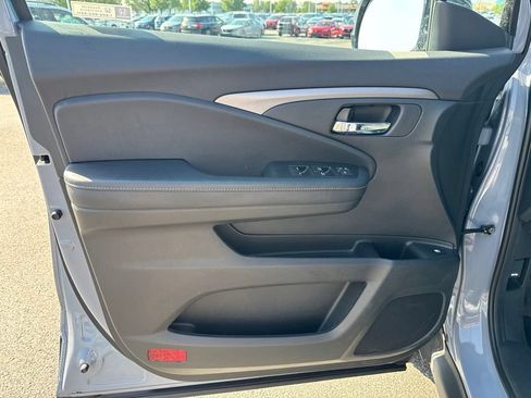 Used 2023 Honda Ridgeline Sport image 30
