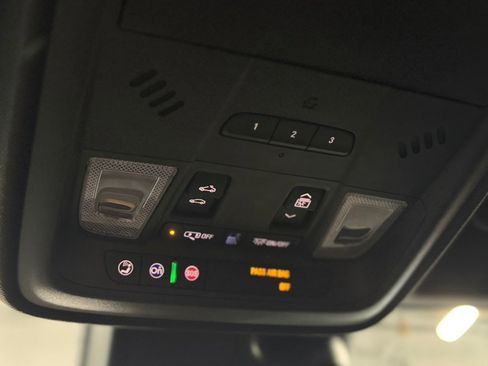 Used 2019 Cadillac XT4 Sport image 27