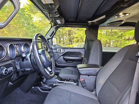 Used 2019 Jeep Wrangler Sport AWD/4WD image 21