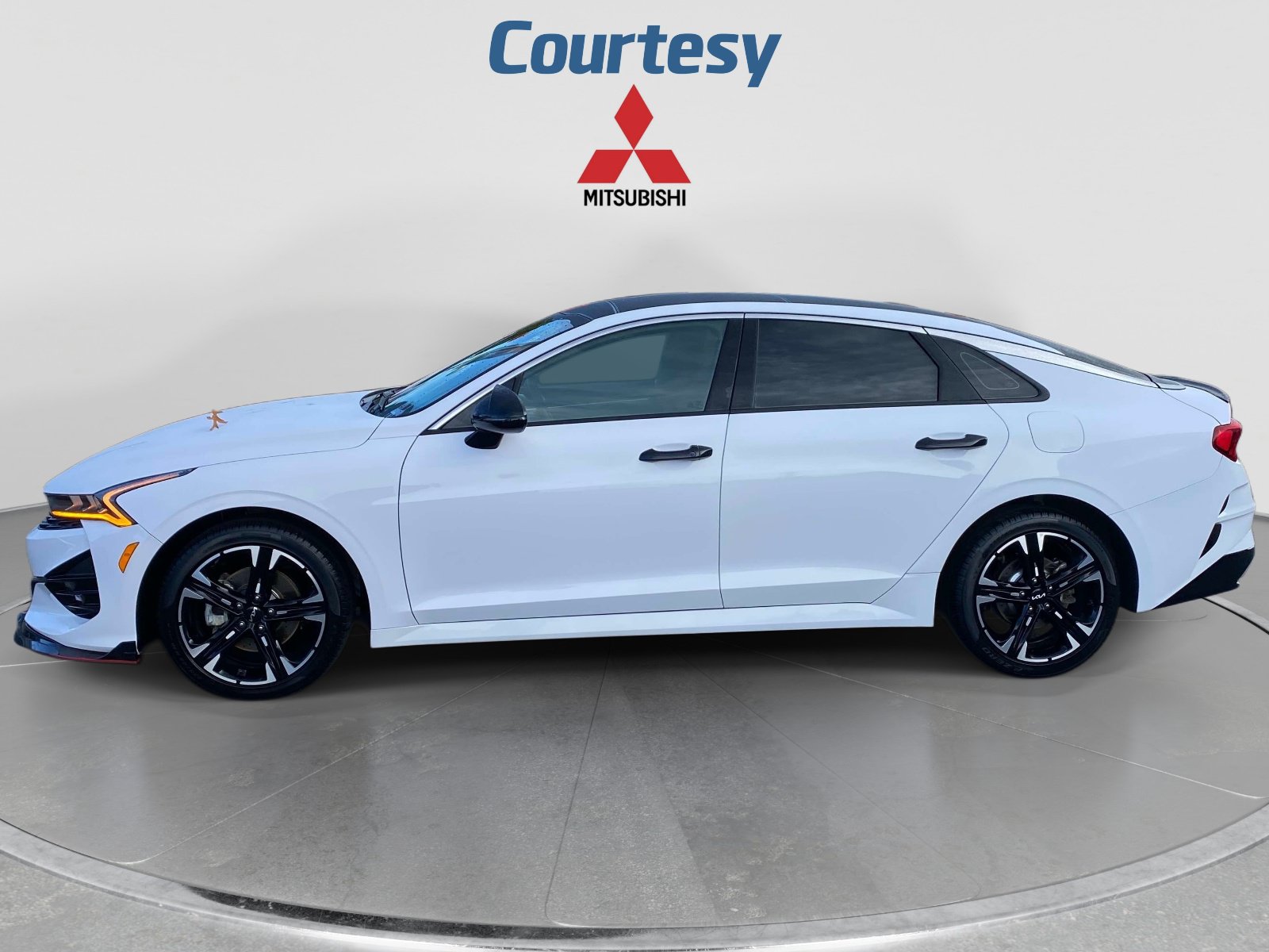 Used 2024 Kia K5 GT-Line FWD image 2
