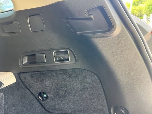 Used 2022 Mercedes-Benz GLS 450 4MATIC image 14