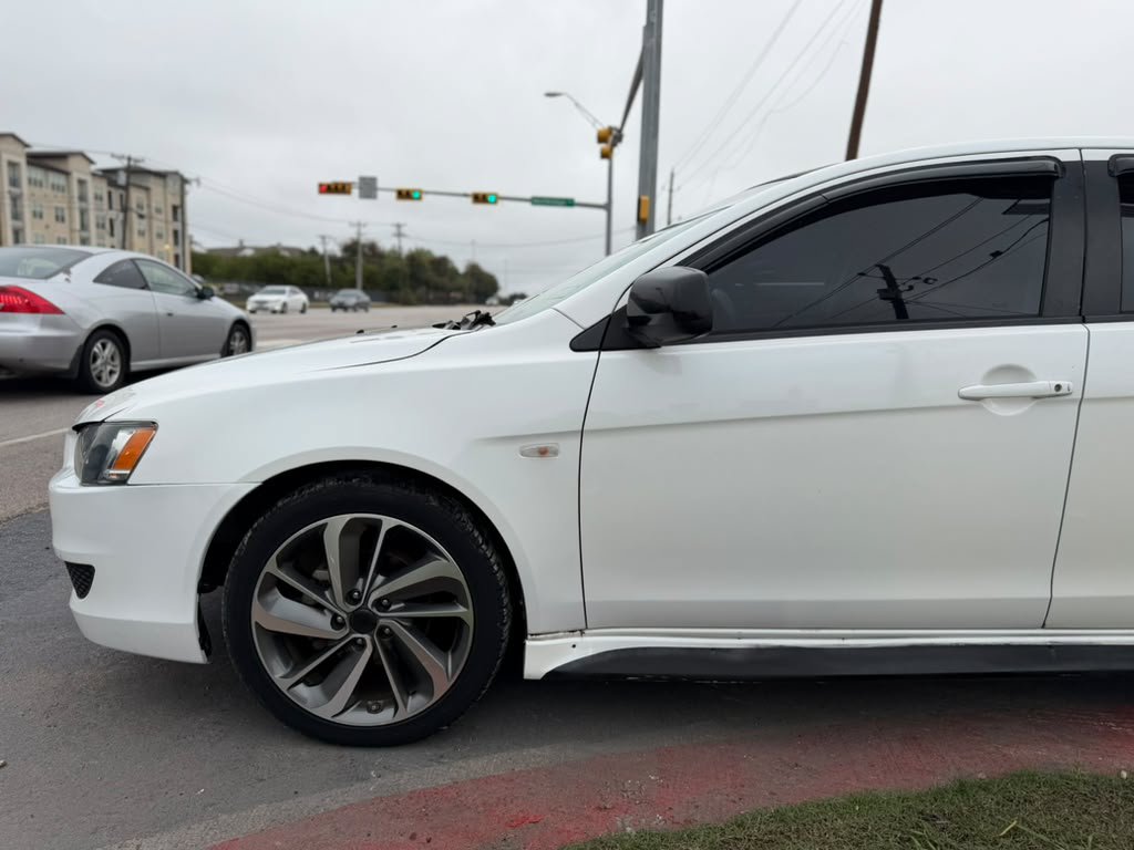 Used 2012 Mitsubishi Lancer ES FWD image 4