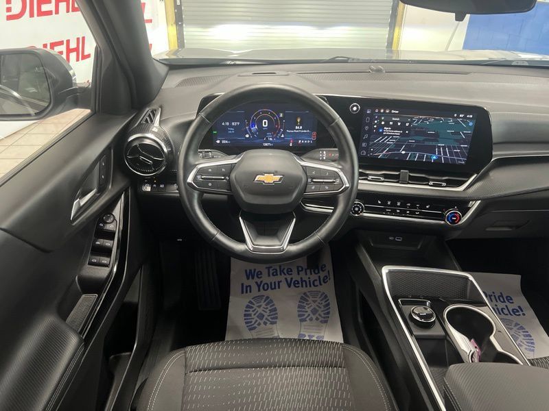 Used 2026 Chevrolet Equinox LT FWD image 30