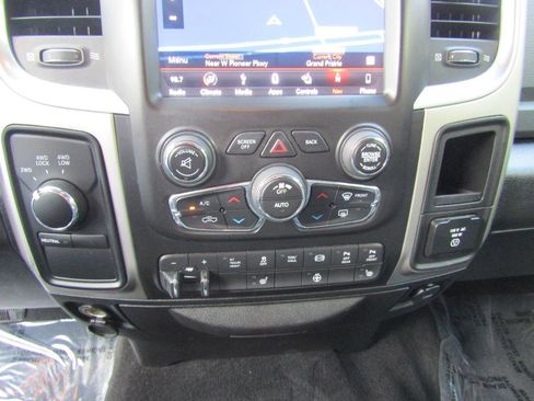 Used 2018 RAM 3500 Big Horn w/ Max Tow Package image 20